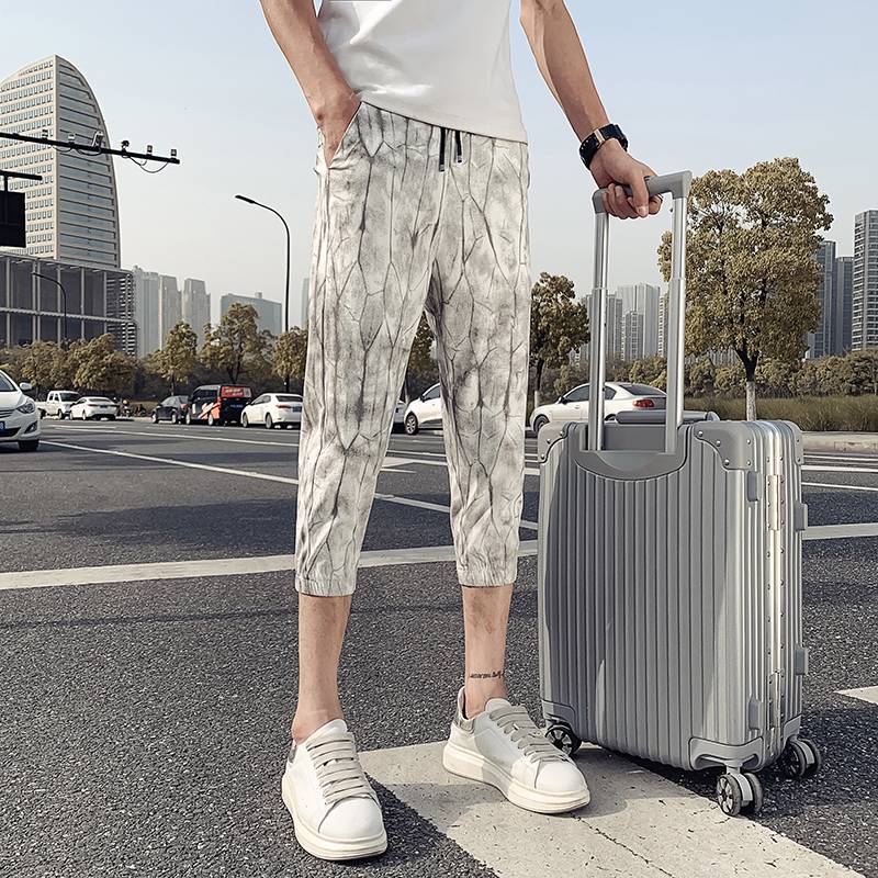 Casual cropped pants men's summer thin models, handsome handsome personality mid -pants slimming eight -footed horses, wearing shorts