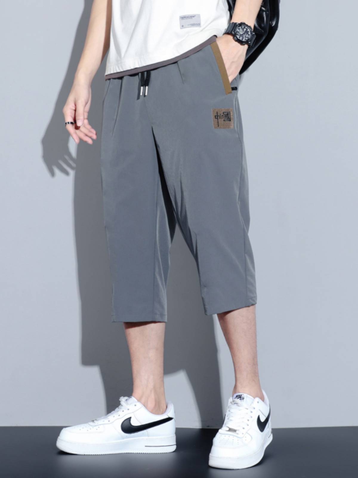 Summer thin casual shorts men's tide brand loose sports sediment pants new ice silk dry horse pants men