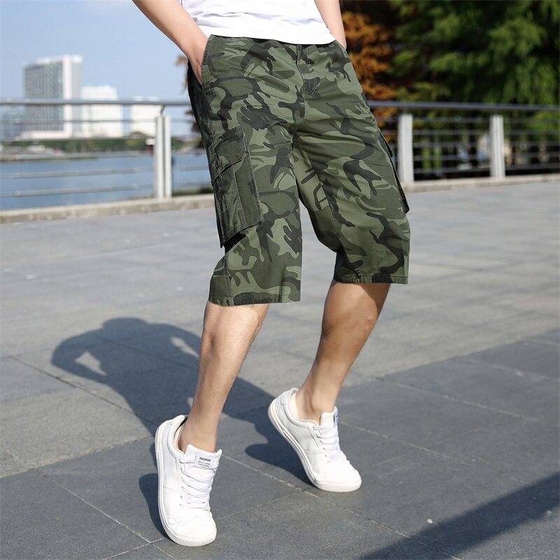 Summer big pants horse pants, men's middle -aged cotton cropped trousers camouflage outdoor outdoor outlet, shorts, belt keychain