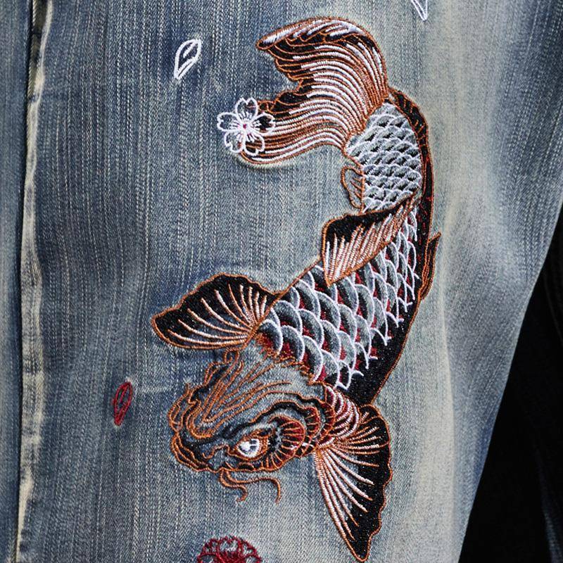 Guo Chao Large Denim in the pants men's puzzle five -point pants koi embroidery half -trousers elastic beggar casual horse pants