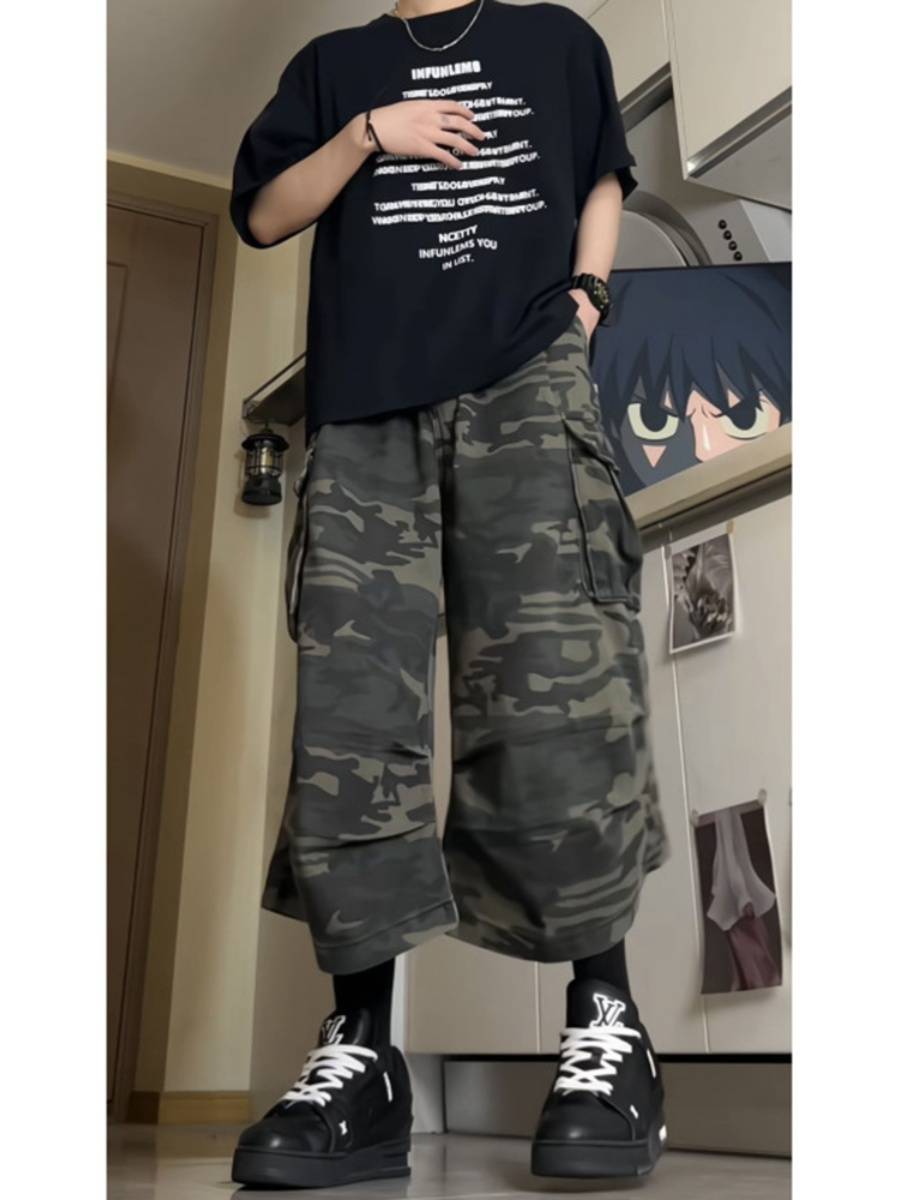 Big pocket American camouflage shorts Men in summer folding mountain paratrooper work pants straight -legged pants and horse pants