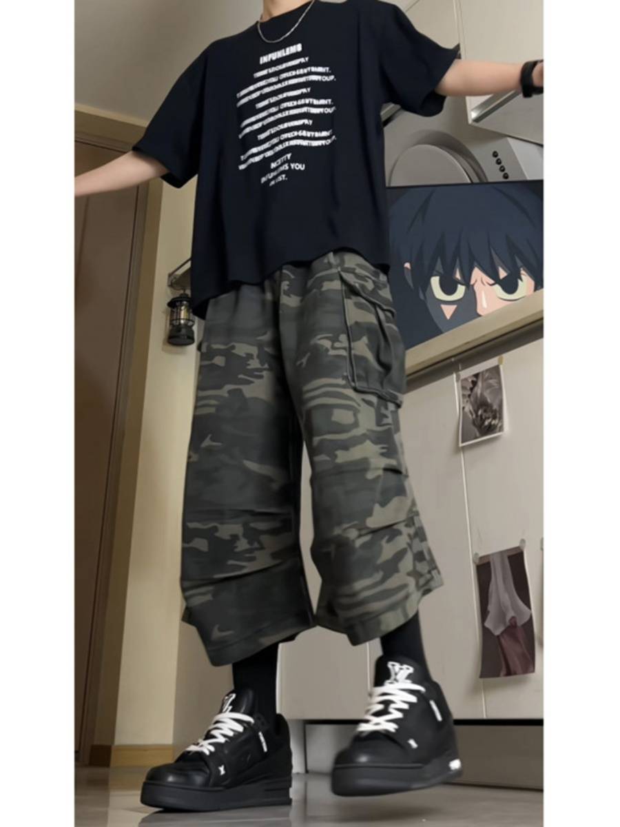 Big pocket American camouflage shorts Men in summer folding mountain paratrooper work pants straight -legged pants and horse pants