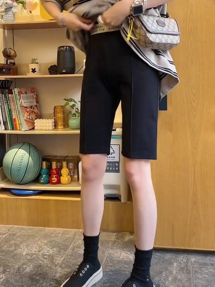 Black five-minute troupe girl with a scrawny back, 2024 summer new crotch letter in the underpants
