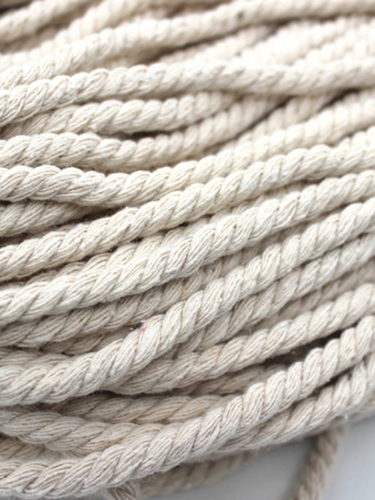 Three -stranded cotton rope DIY handmade cotton wire thick twist tingle band rice white cotton hemp rope bundle rope woven rope