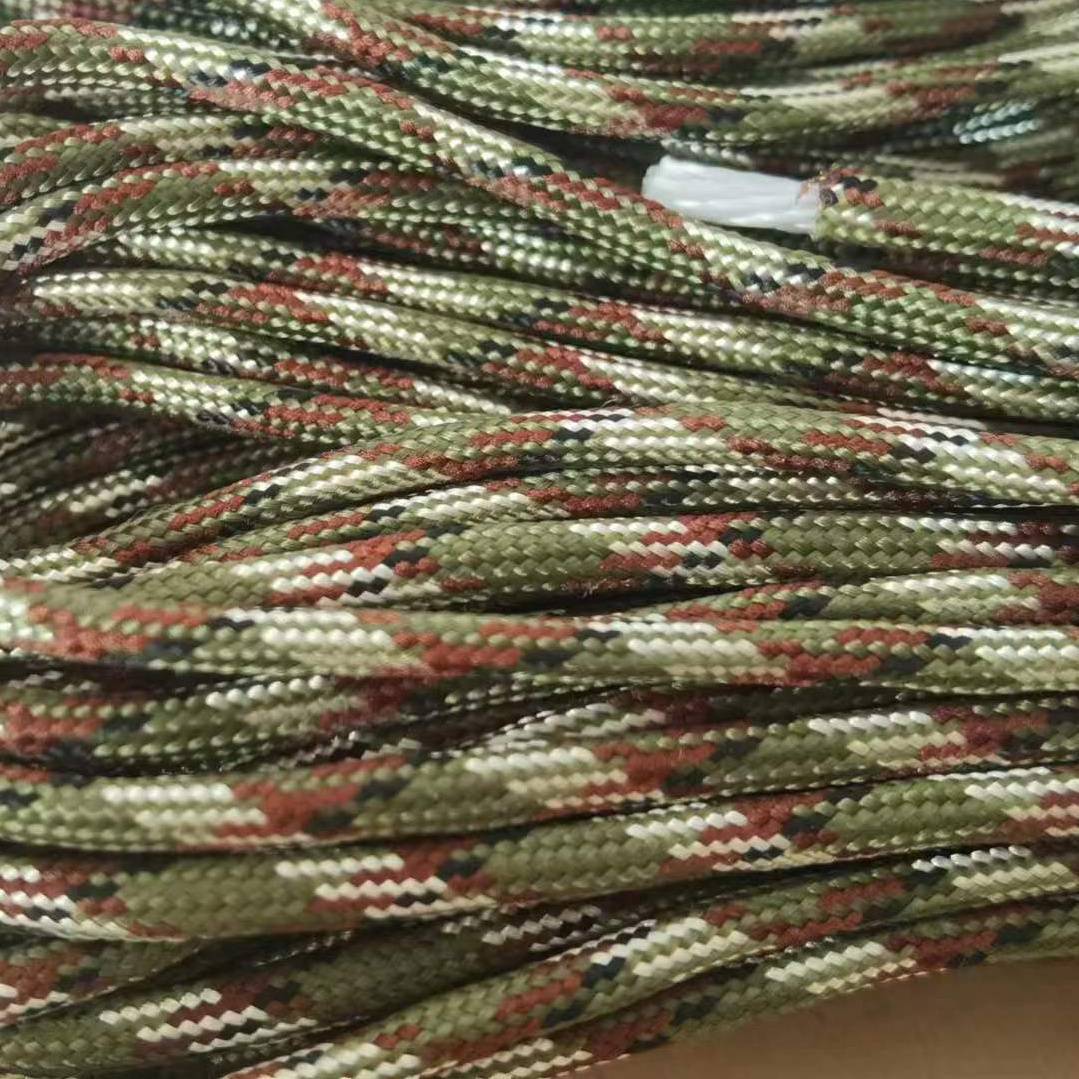 (Calls green brown colour (31 meters)