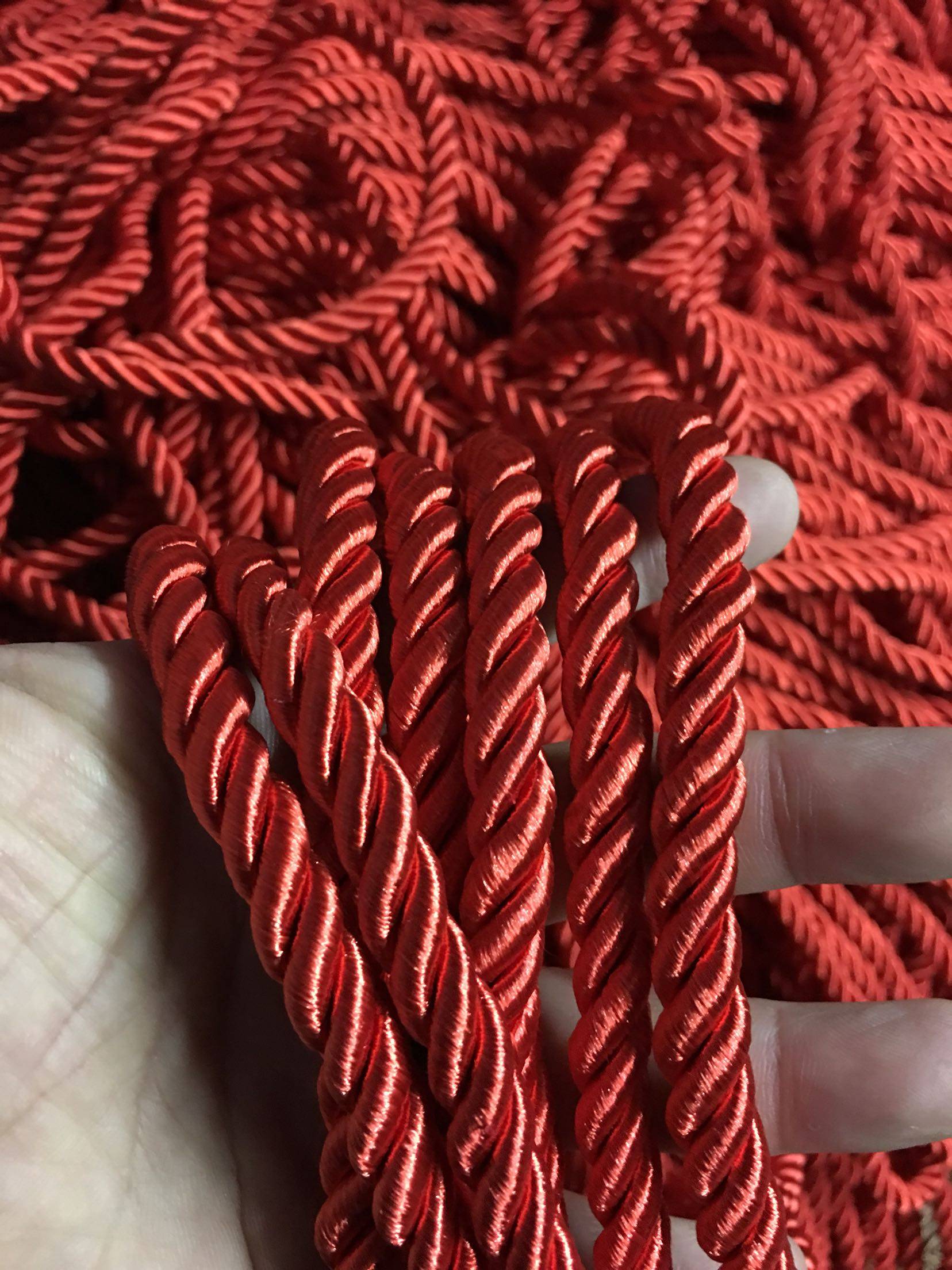 Rough rope 1.0 cm golden three -strand twisting rope decorative furniture bundled packaging rope hand bias nylon rope