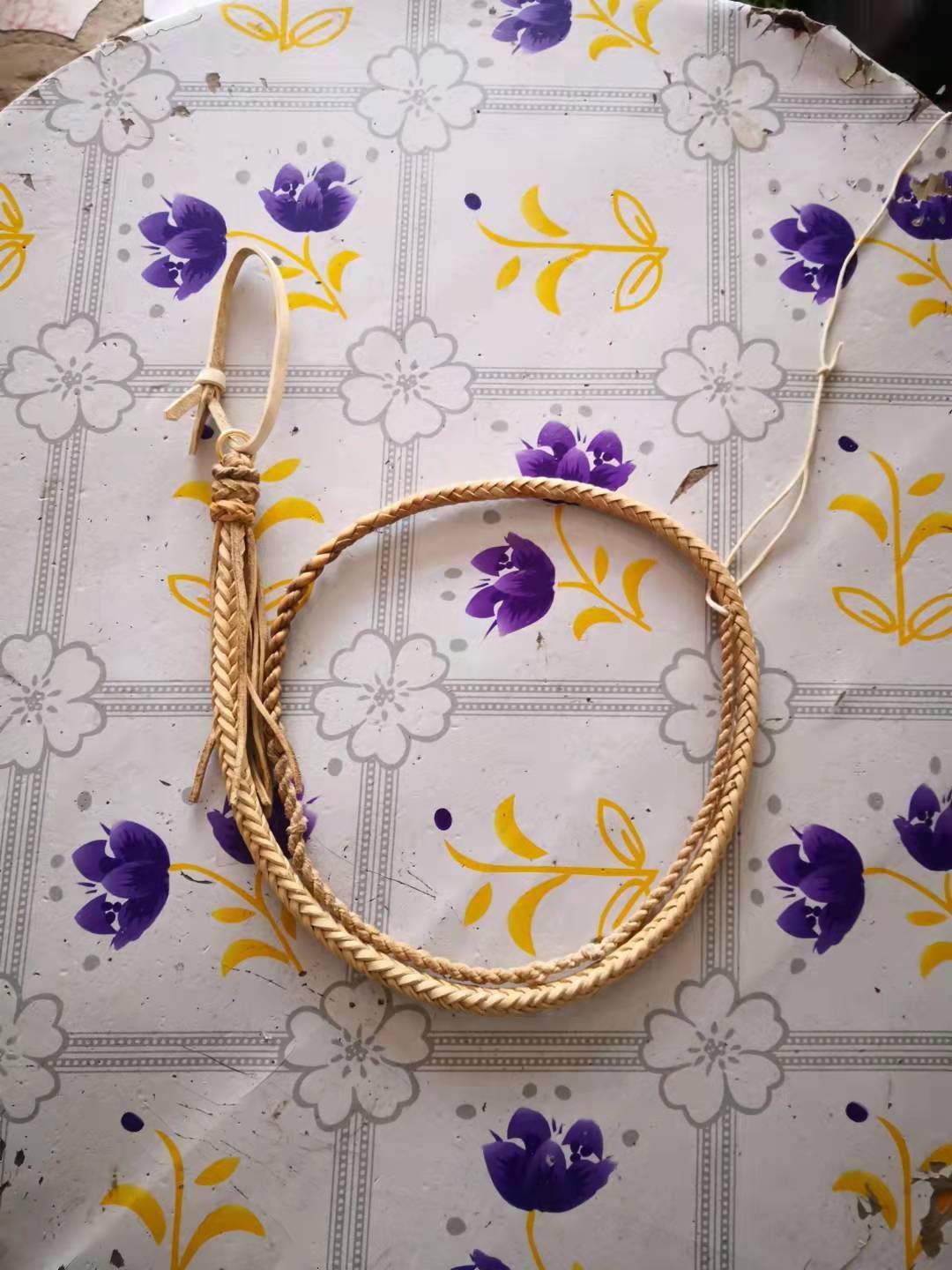 Pure cowhide grazing whip, put the beef and sheep whip horse horsema products