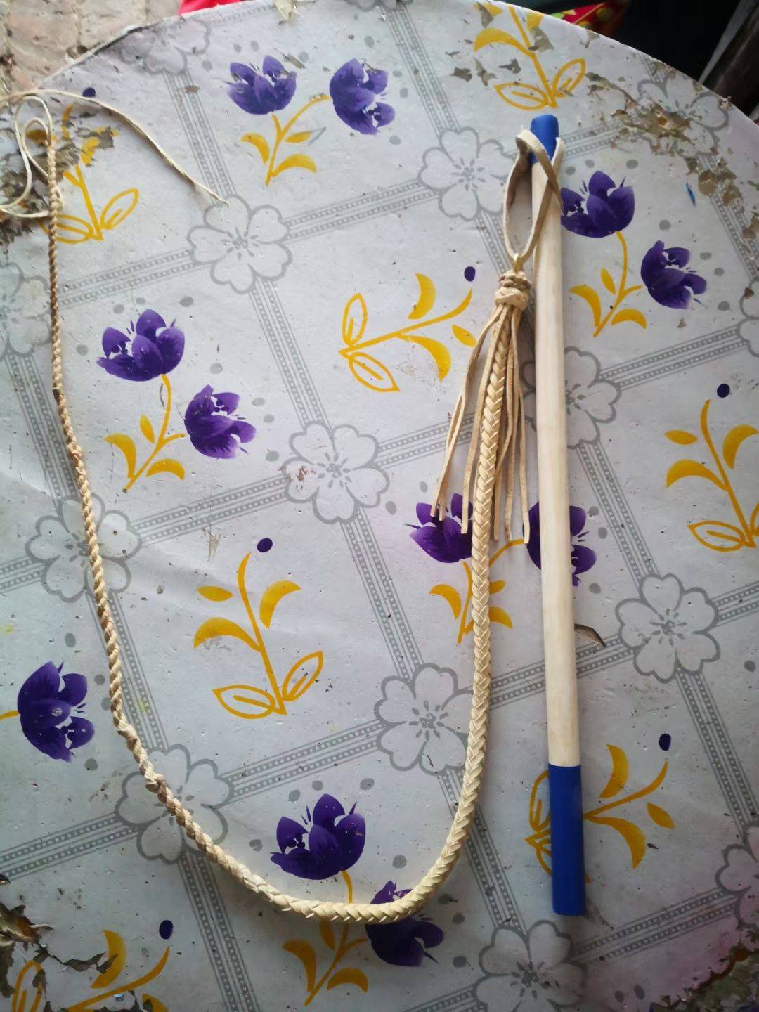 Pure cowhide grazing whip, put the beef and sheep whip horse horsema products