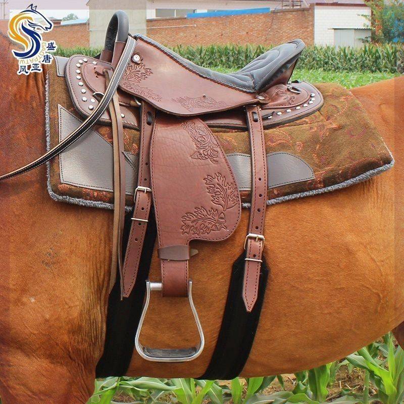 2024 Newly upgraded saddling full set of cowhide carving endurance saddle size short saddles, equestrian supplies