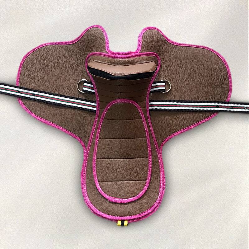 Coffee-coloured saddles with no accessories