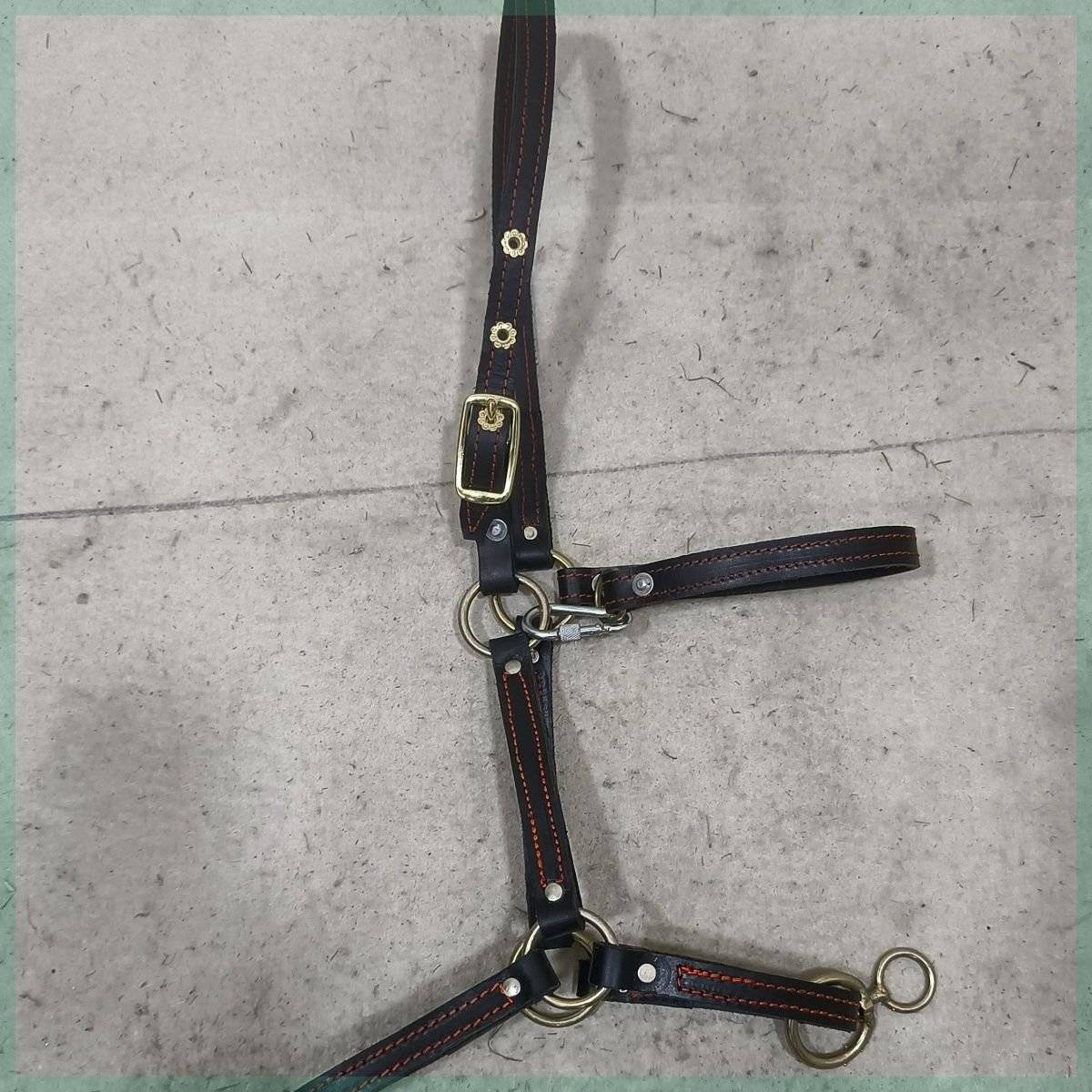 Pure leather large horse head, pure handmade pure leather material