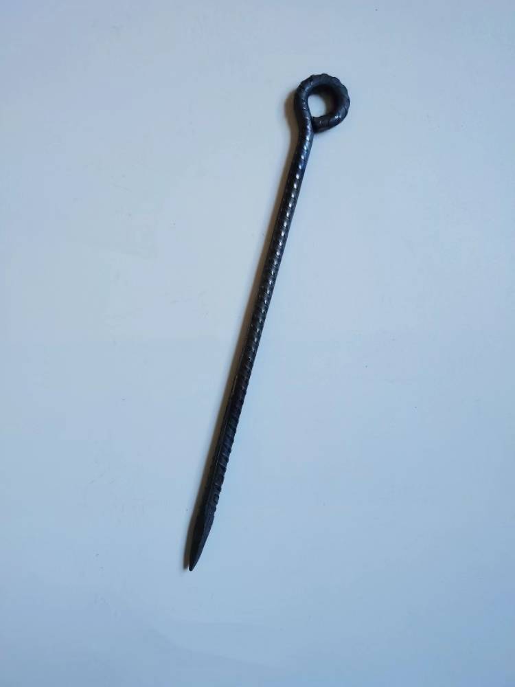 Outdoor sky -to -tent accessories Greening nails, bulling piles, sheep tie dog ground anchors, thickened and lengthened threading nails
