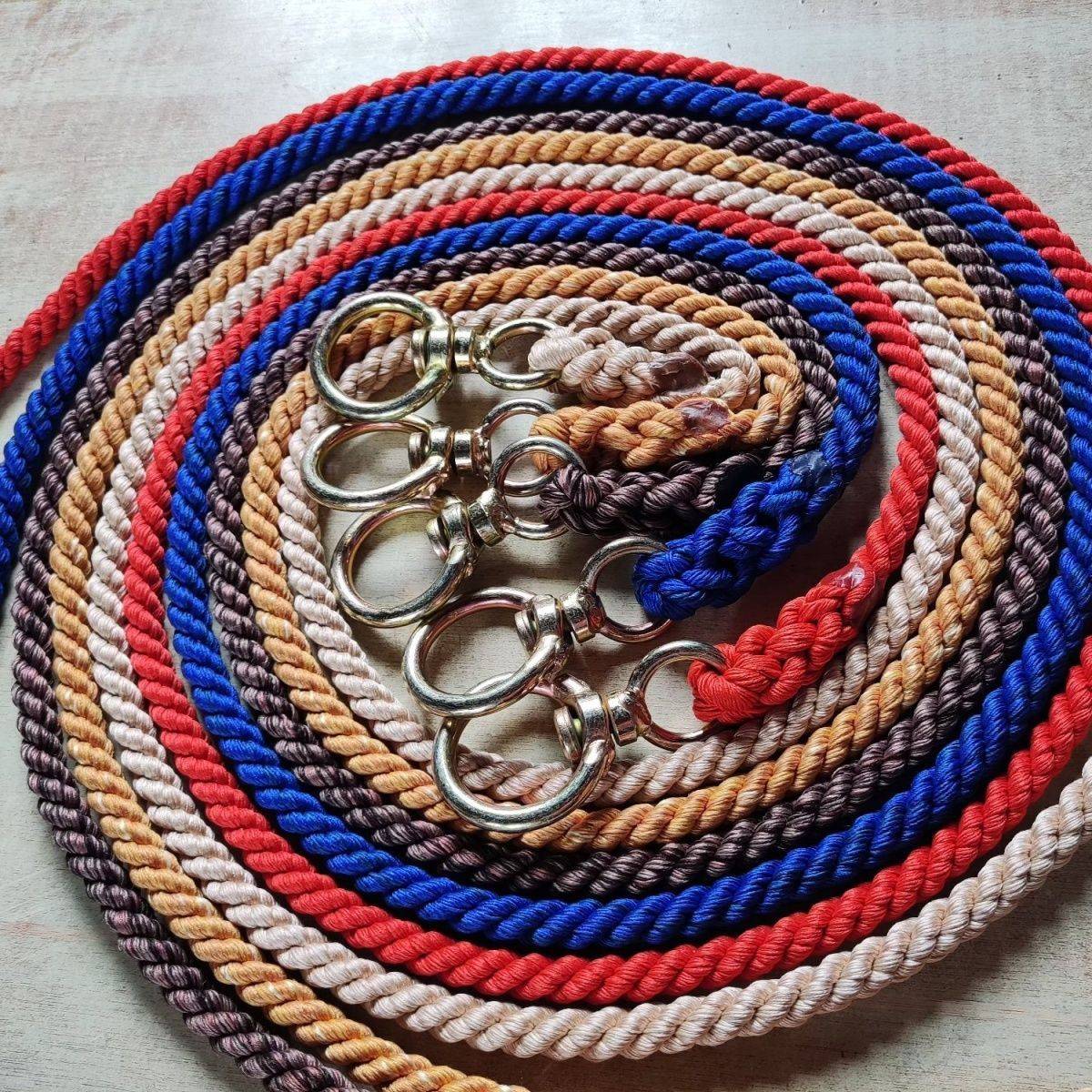 3 wires 6394126