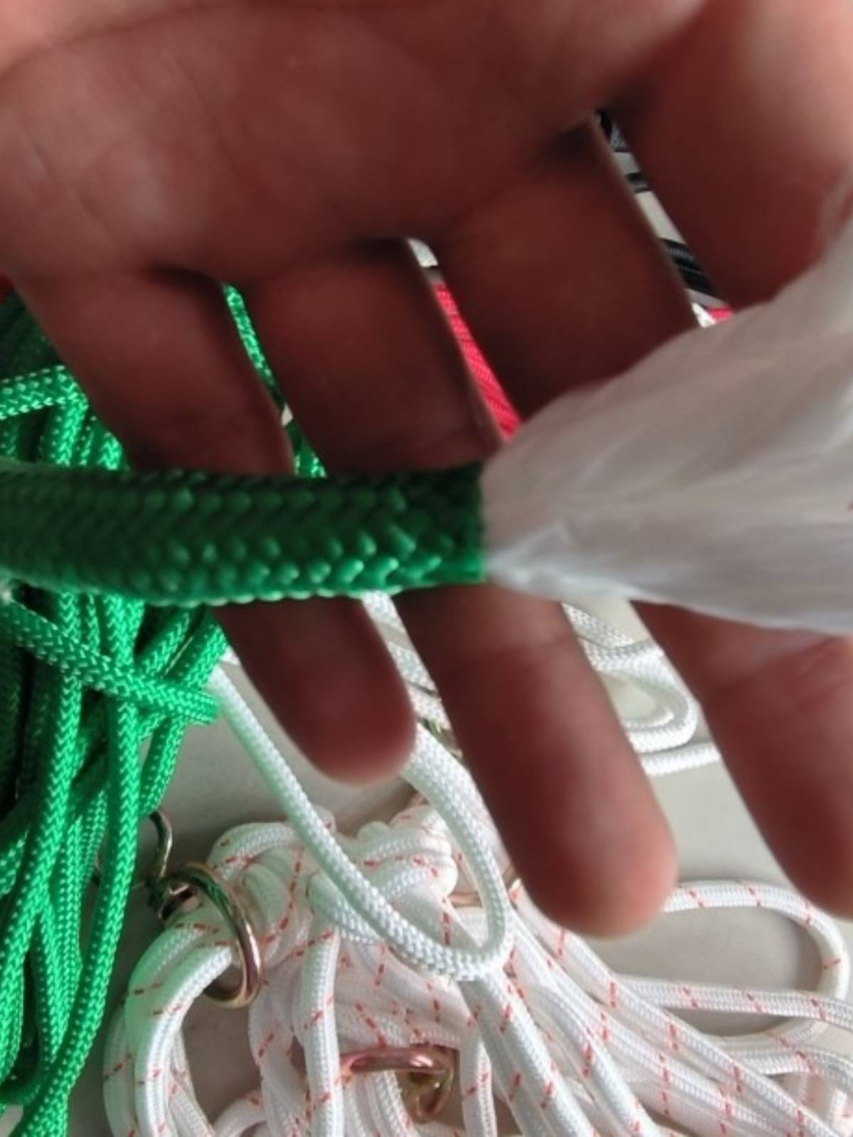The rope used to tie the cow rope to make the rope red white black green rope brake rope bundle rope woven rope