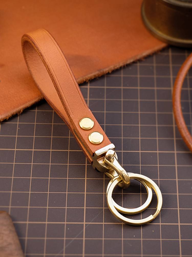 Cowhide Horse Handmade Key Banyan Vegetable Retro Men's Female Ferry Deep Car Key Checkpiece
