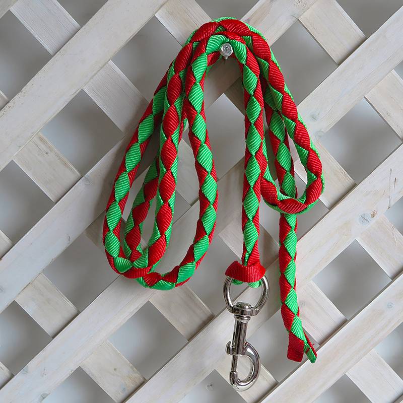 Straw-green hand-coding, lamarline and coarse alloy hooks, 16 mm in diameter