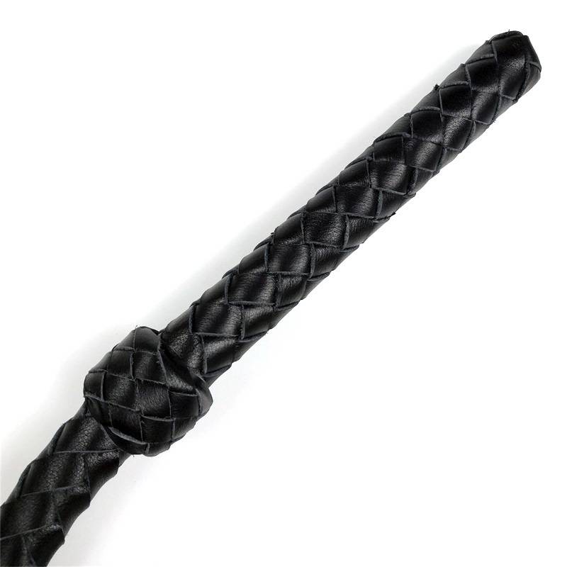 Cowhide Vallest Skin Short Body Short Whistle Palace Film and Television Pruder Flip Soft whip