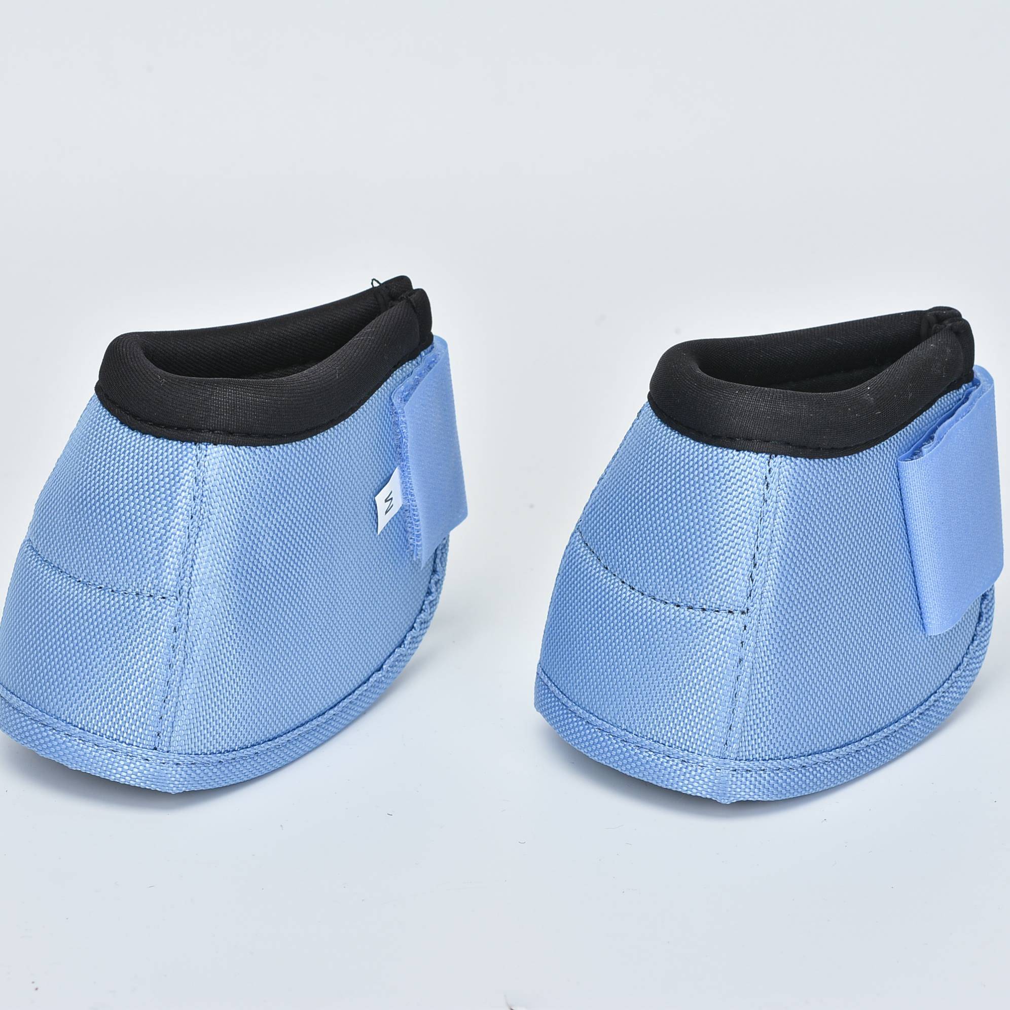 LIGHT BLUE M MEDIUM