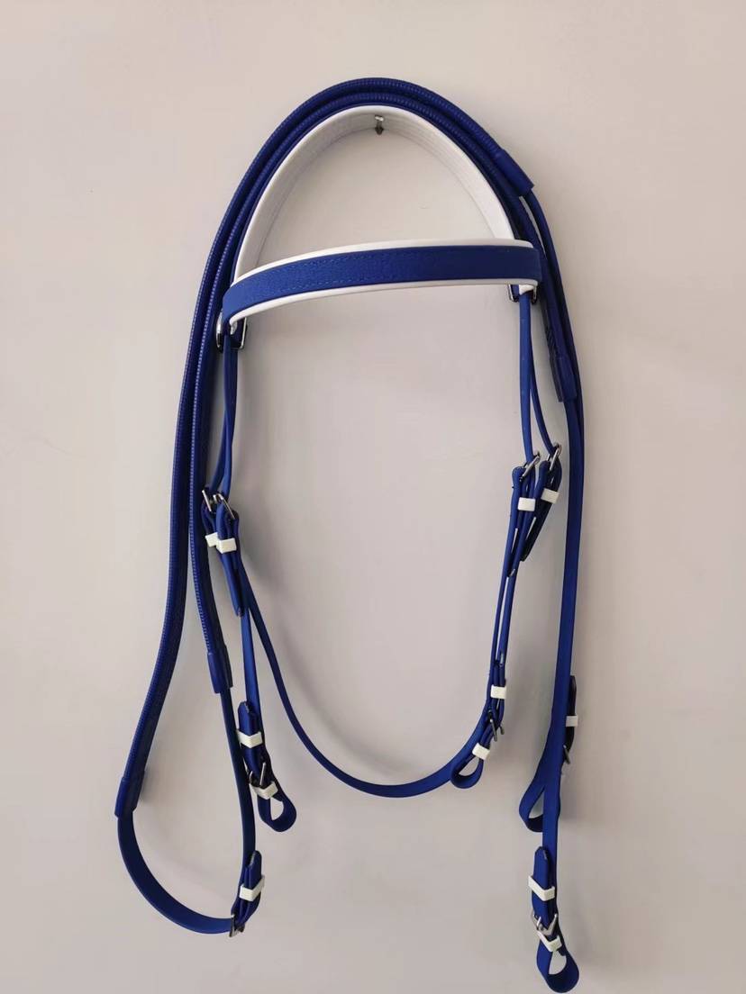 PVC SQUEEZING ROPES FOR THE TEACHING OF A COMPREHENSIVE SADDLE SUPER-FIBRILLARY