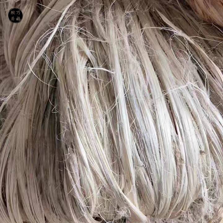 A pound of silk line