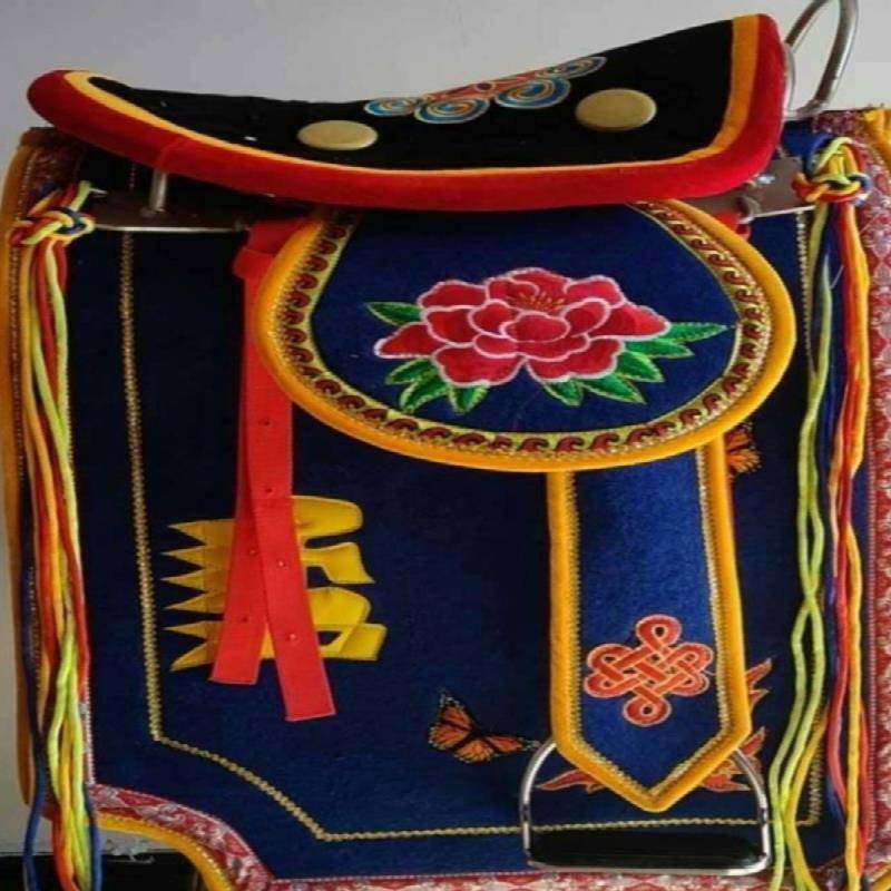 National saddle supplies full set of Inner Mongolia fabric saddles scenic spots tourists Camel saddle factory horse horsema equipment