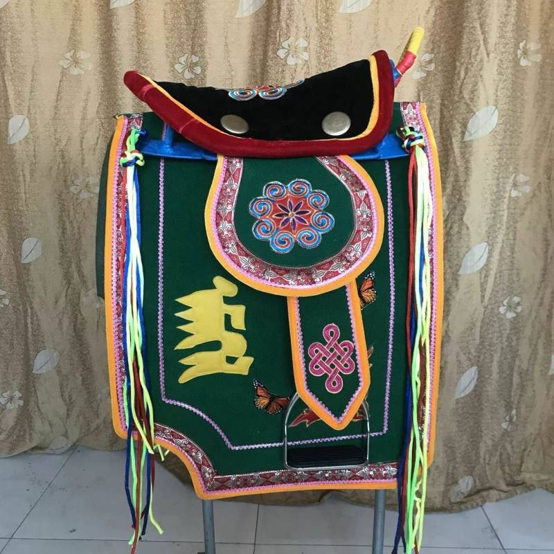 National saddle supplies full set of Inner Mongolia fabric saddles scenic spots tourists Camel saddle factory horse horsema equipment
