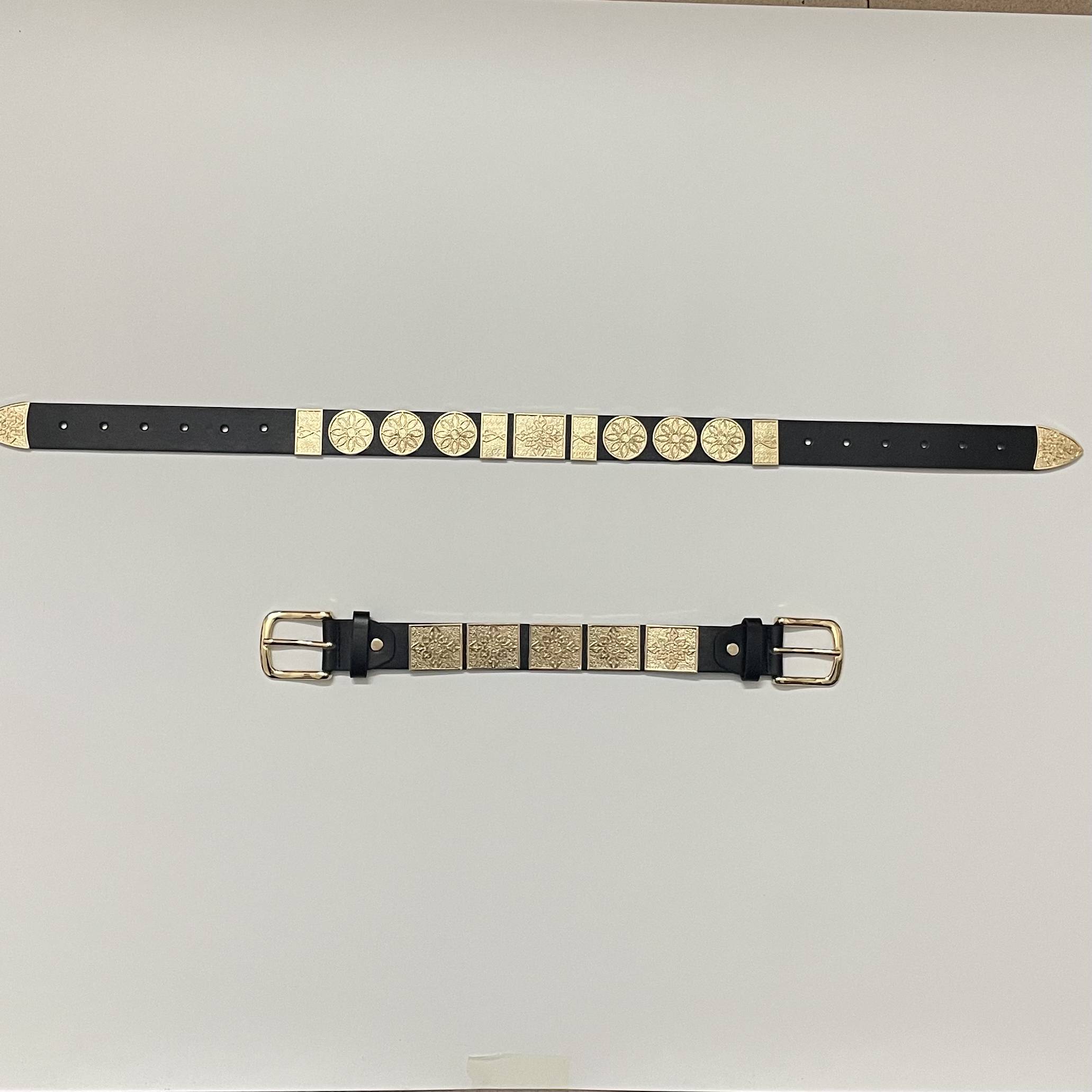 Han Tang Hanfu accessories daily flying fish service Gao Cao Ming system double buckle leather belt with Tang system round -ups and gangsters Jin Yiwei