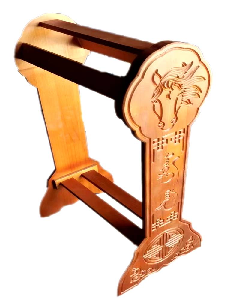The saddle racks of the Mongolian nation's traditional saddle-stacking gears can be removed