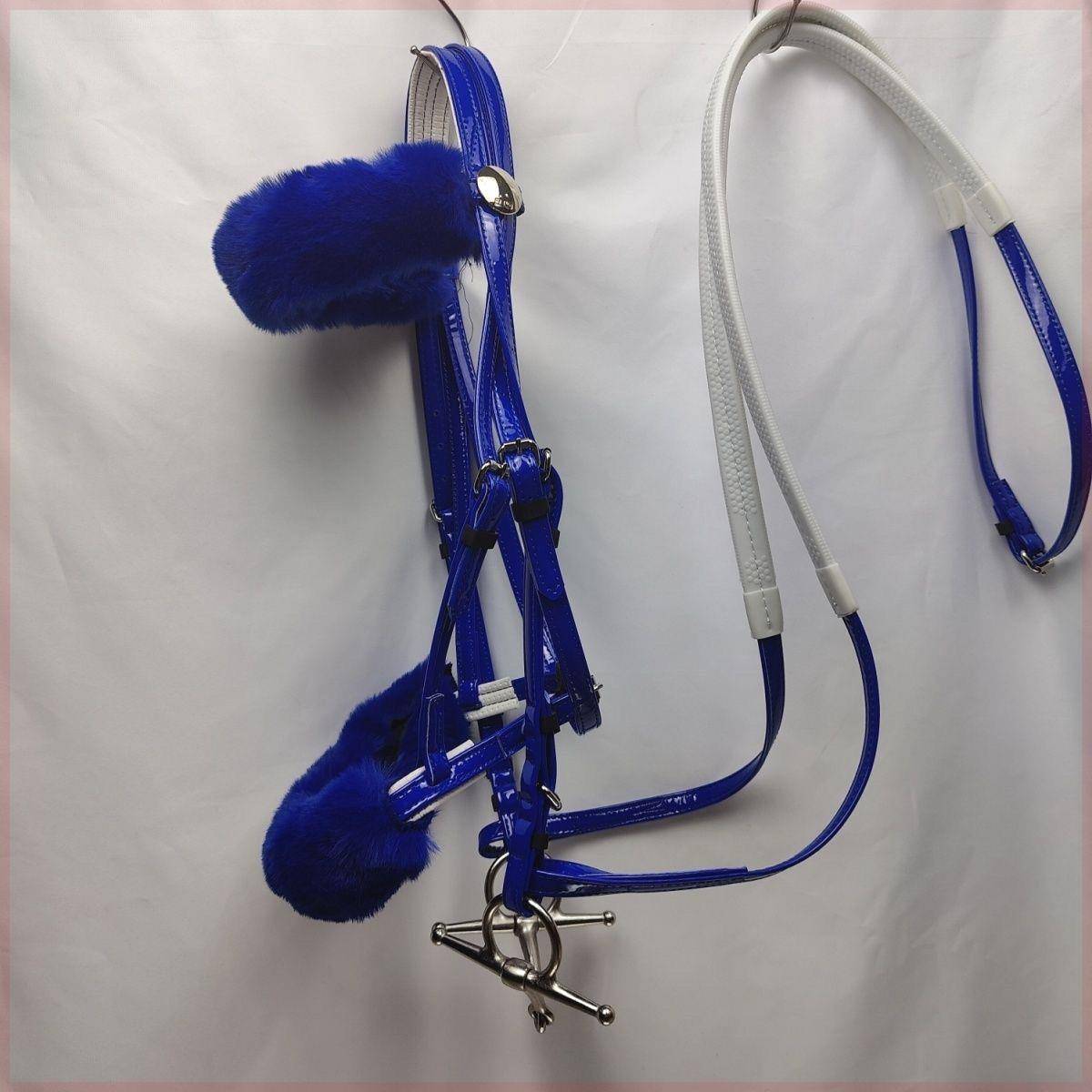 The new patent leather horse forks Shuile horse chewing is thick and good quality professional equestrian horses products patent leather horse chewing
