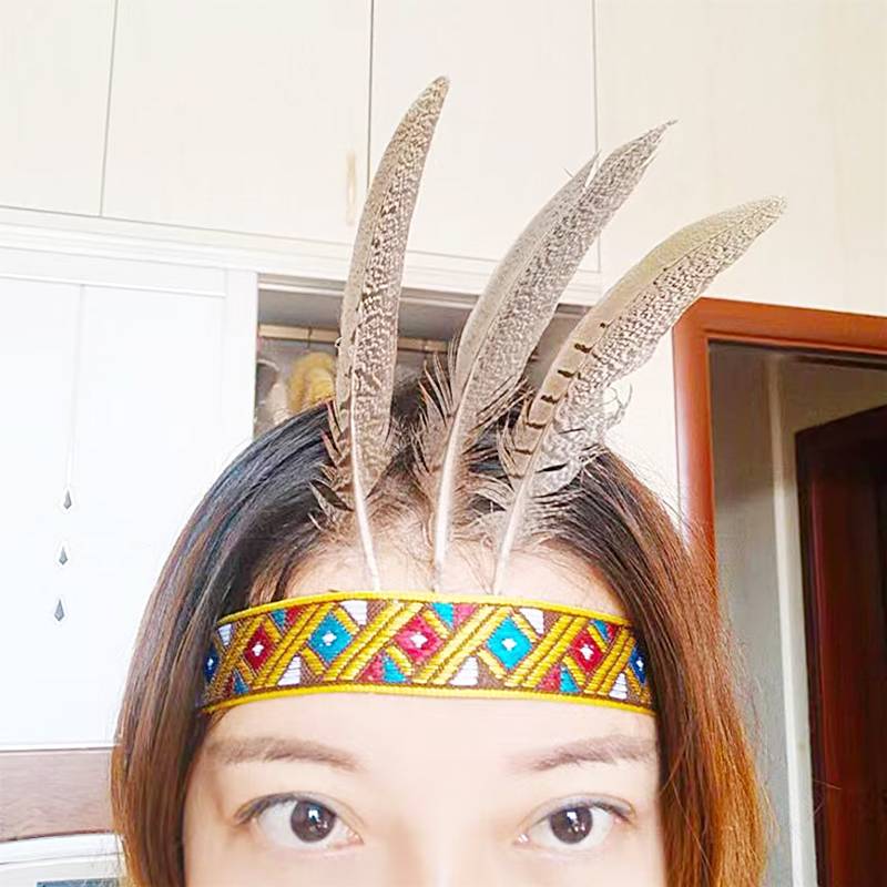 Indian Africa Drum head wearing a national style feather head with a performance ball with the head jewelry head wearing a pheasant tail hoop