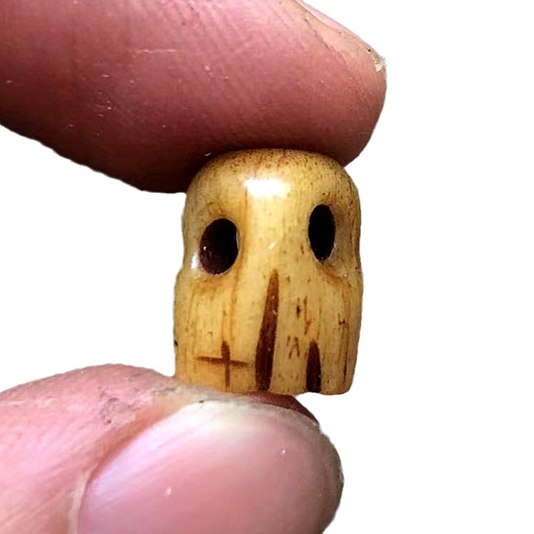 Yak bone skull loose bead accessories hand -carved carved corpse Tuo Lin Tibetan accessories men's and women's ethnic style