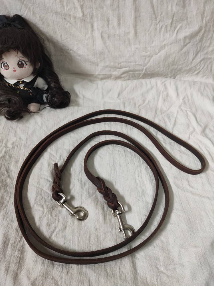 A horse's tweezer, a horse's tweezer