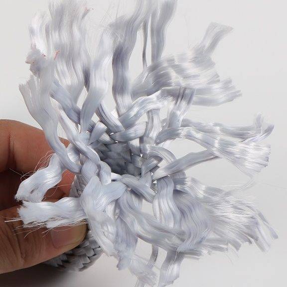 The new aircraft rope woven nylon rope drying rope bundle rope outdoor tent rope packaging rope bull bull sheep sheep