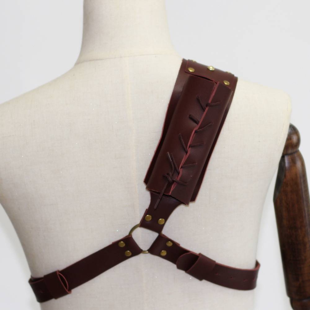 The Crusades of the Crusades of the Middle Age of the Middle Ages, the Back of the Crusade of the Viking, saved the sword of the shoulder strap and the sword on the sword, which was sold on the European and American explosion.