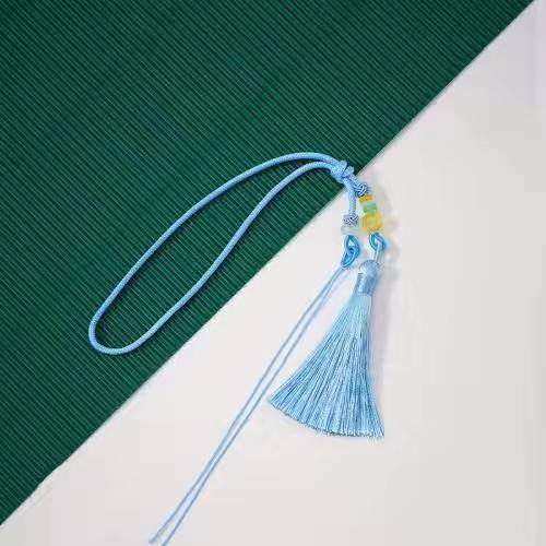 hand-on-hand-weaved diay shorts with a stick-in-the-trail fragrance pack of marmalade wax