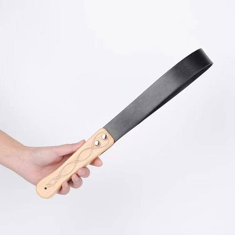 Leather whip training dog Hexiao Mountain Valley Woodpiece Pacific Skin Small Circle Practice Tools Real Wood Handle Skin Pisting Prople