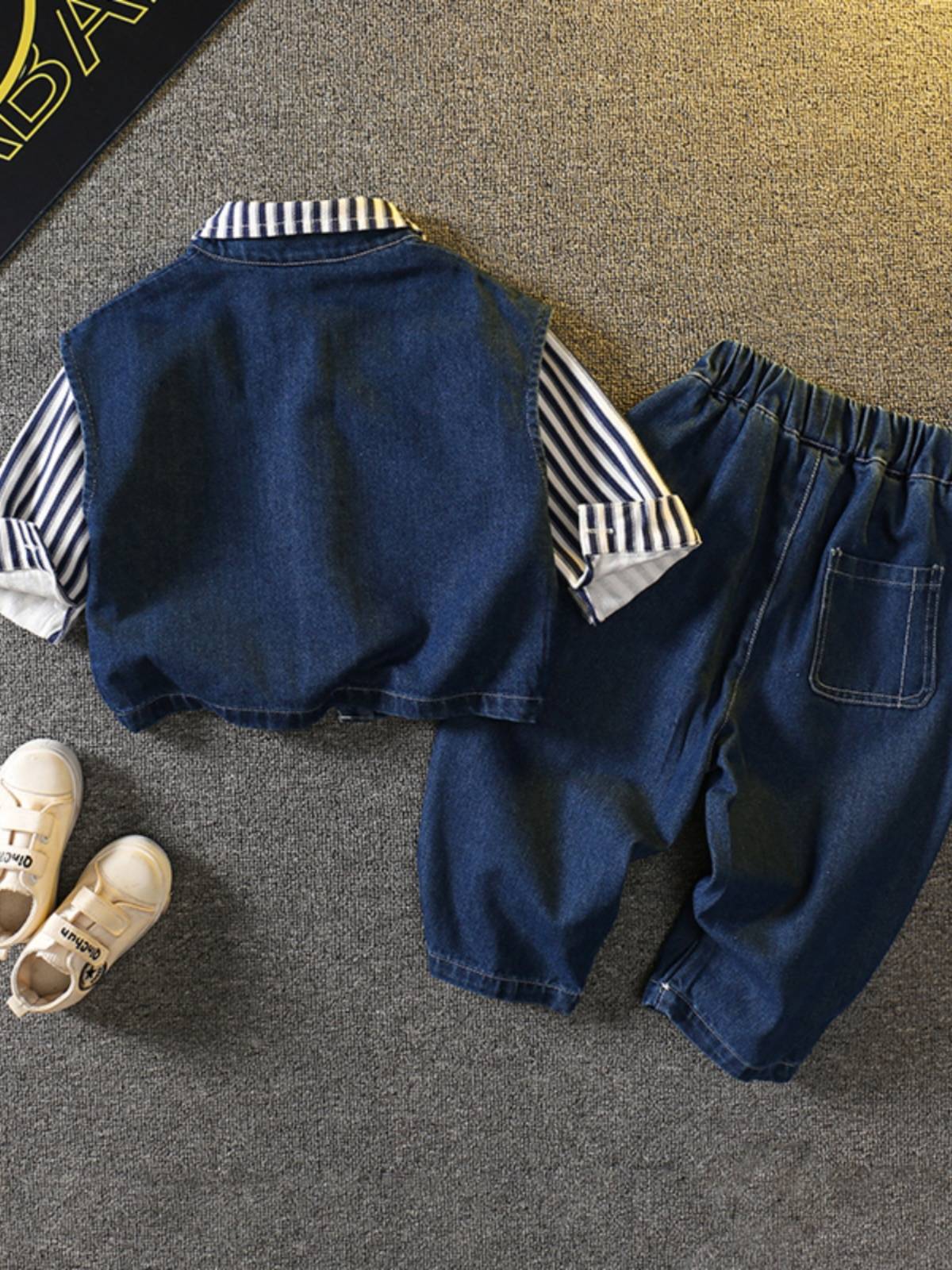 Children's clothing boys autumn clothing fashionable denim vest pants striped shirt three -piece male baby handsome frying street tide