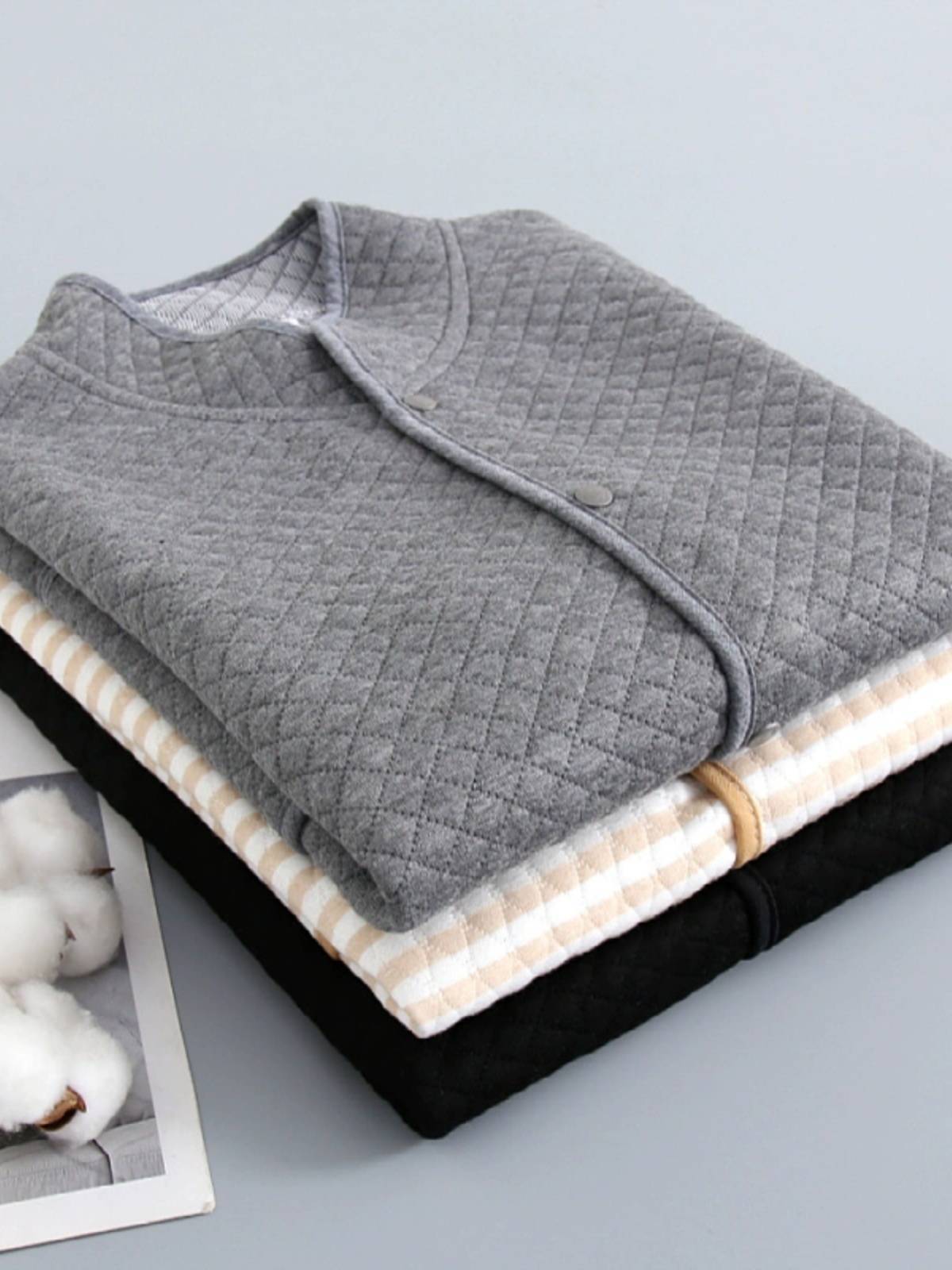 Middle -aged and elderly people in spring and autumn, cotton cotton, shoulder and neck, shoulder, shoulder, shoulder, shoulder, shoulder, sleeping vest female half -sleeved confinement warm shirt