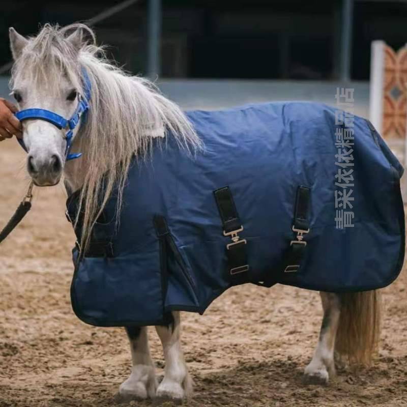 Trained in horse-to-horse horse-to-horse-to-seat-to-cool-to-cool-to-cool