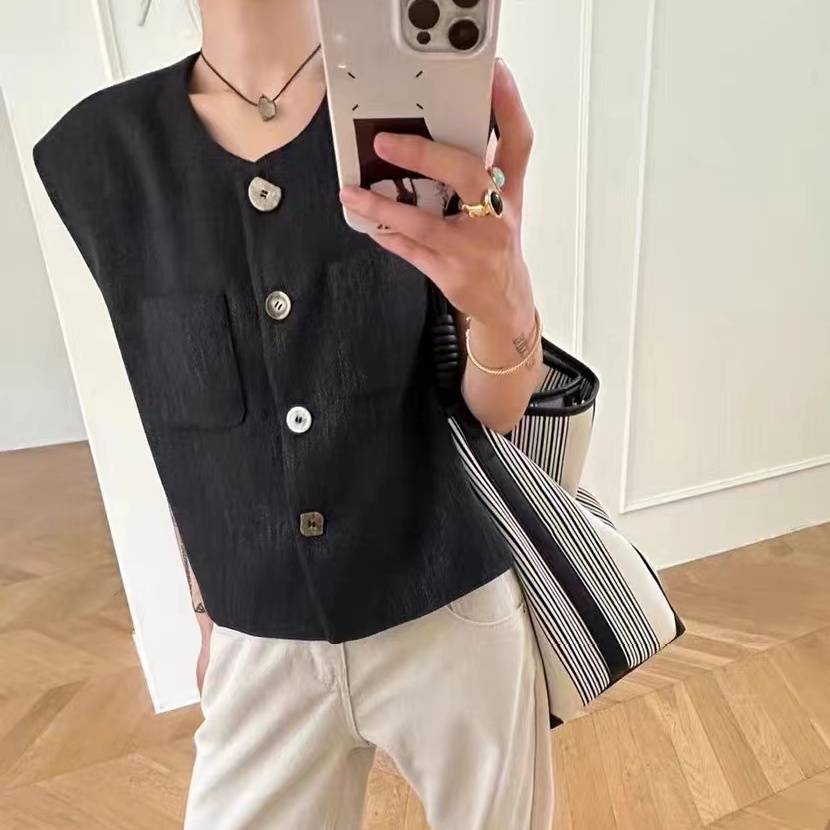 Xiaoxiangfeng suit vest female European station 2023 autumn clothing new versatile thin and thin shoulder horses horses coat top