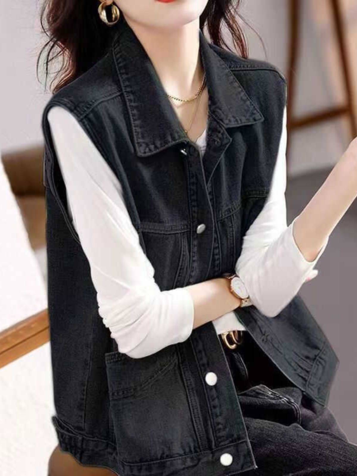 Female Korean version of big pocket denim vest summer wild size spring and autumn casual shoulder loose new work clothes