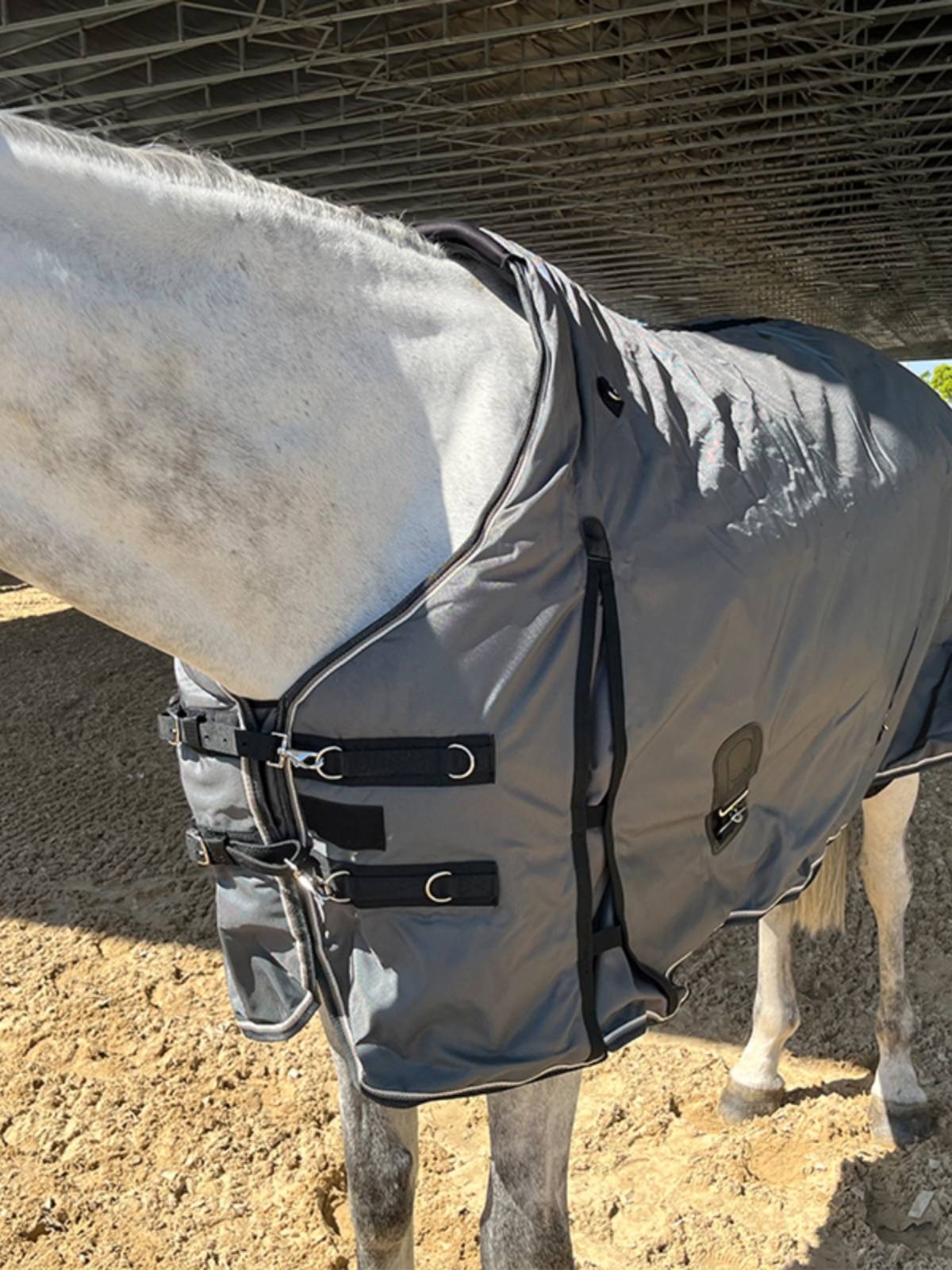 EPONA Winter Waterproof Horse 400G Outdoor Windstroke and warmth, comfortable horses, horses and horses products