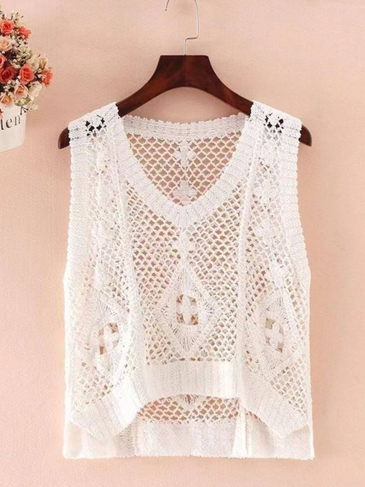 Sling Top Girl in Summer Wear short sleeveless vest Loose Summer Knit woven hollowed out and placed small vests shoulders