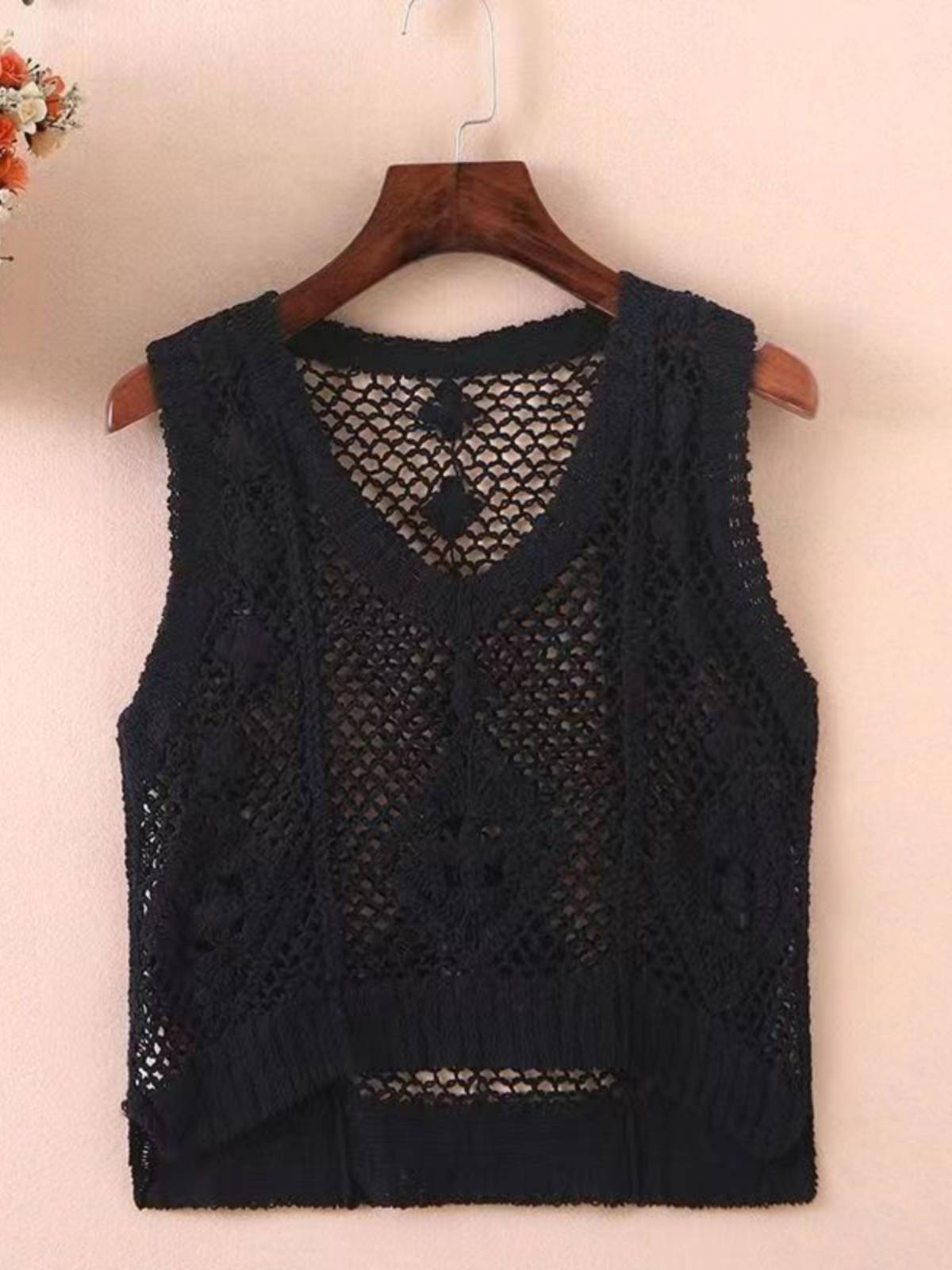 Sling Top Girl in Summer Wear short sleeveless vest Loose Summer Knit woven hollowed out and placed small vests shoulders