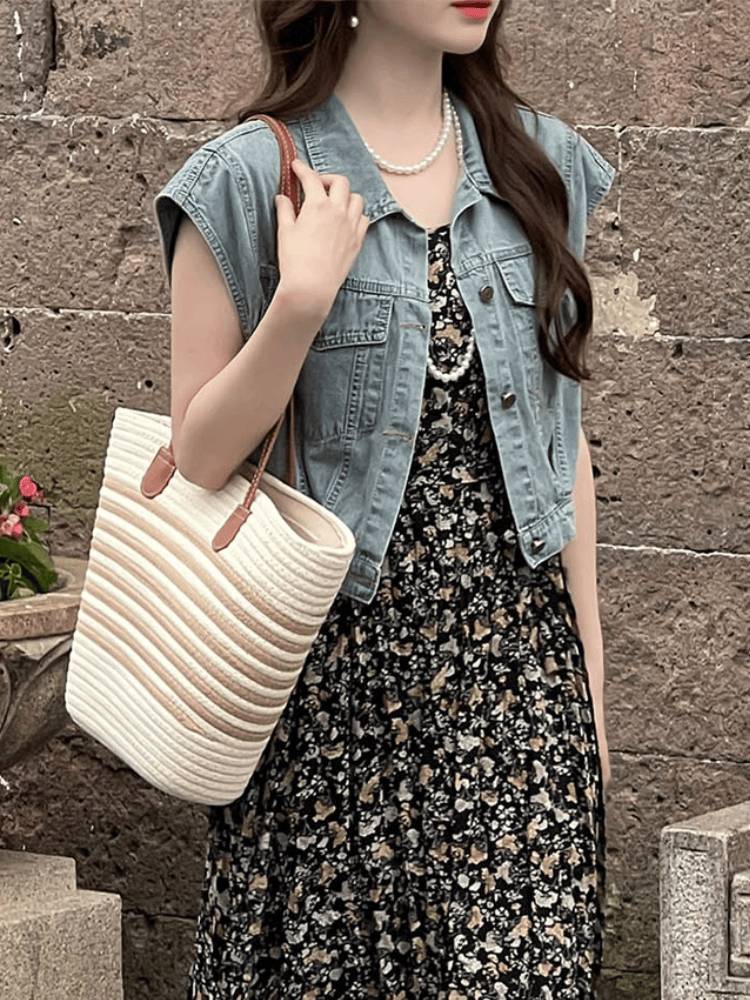 Denim horse clip female spring and summer new loose and versatile fashion design sense sleeveless shoulder vest vest vest top