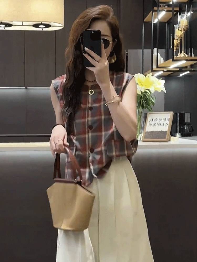 Retro grid cotton cotton and linen sleeveless shirt Female summer new small versatile small flying sleeve vest jacket shirt tide