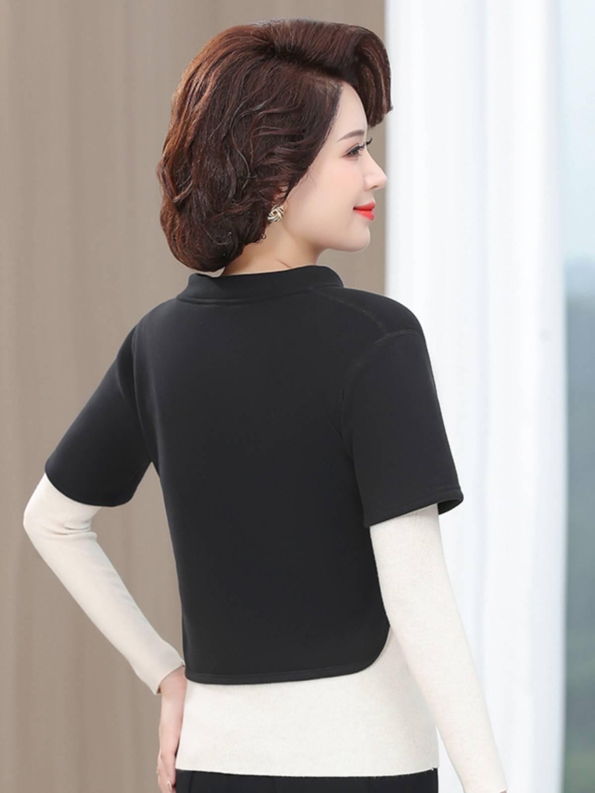 German velvet shoulder -keeping heating warm underwear female autumn and winter plus velvet vest mothers cervical spine anti -cold lamb velvete back