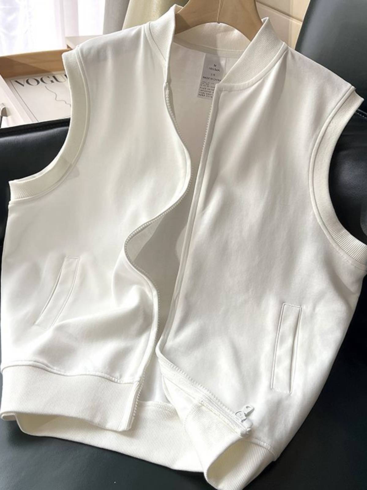 Summer new sports Outside vest men's large size 300 catties of stand -up collar cardigan hats without sleeve -free sweater horses clip jacket