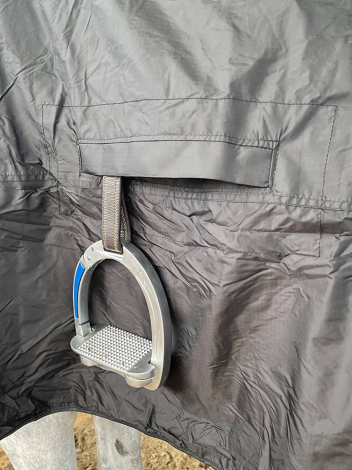 EPONA single -layer waterproof horsepower with a fence, windproof horsepower horses to take a bath