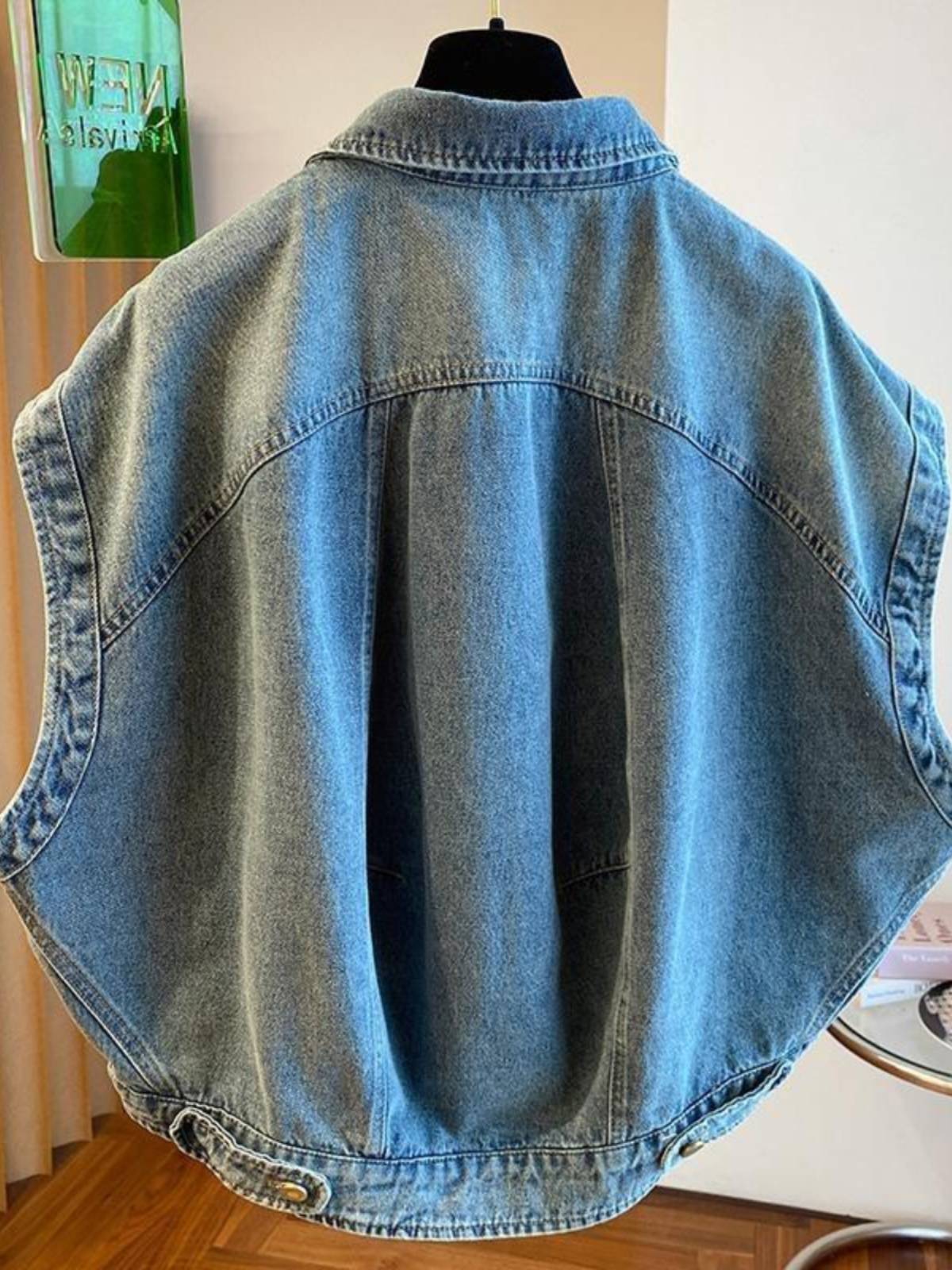 Extra 300 catties design feels denim vest men's and women's clothing summer European goods sleeveless shoulder horses clip jacket 2